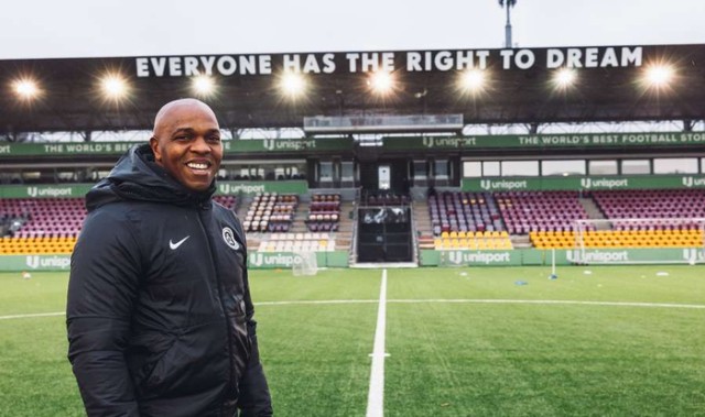 开云体育app-前南非国脚中场昆顿·福琼在丹麦找到了新项目|开普敦|足球|昆顿-福琼|诺维奇|托特纳姆热刺_新浪体育_新浪新闻